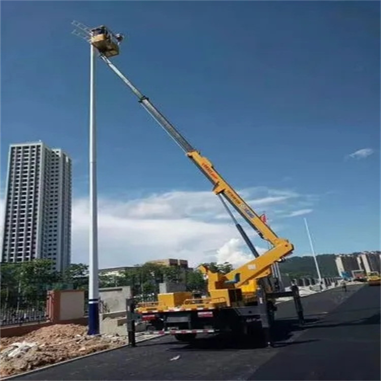 乌坡镇维修路灯的曲臂升降车出租