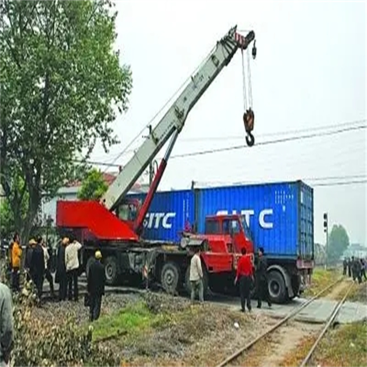 乌坡镇如何快速找到附近的吊车救援公司